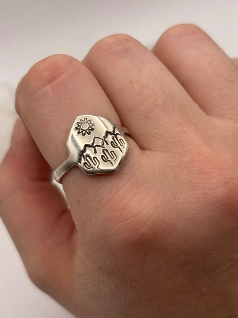 Stamped Sterling Silver Desert Day Scene Ring