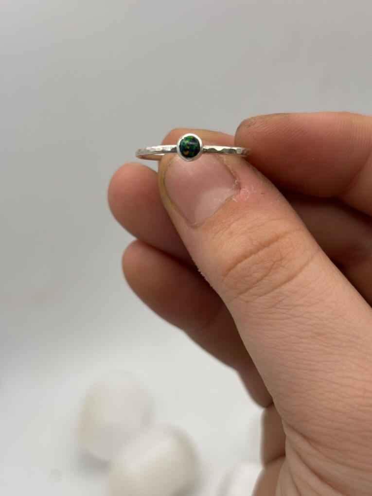 Sterling Silver Black Kyocera Opal Stacker